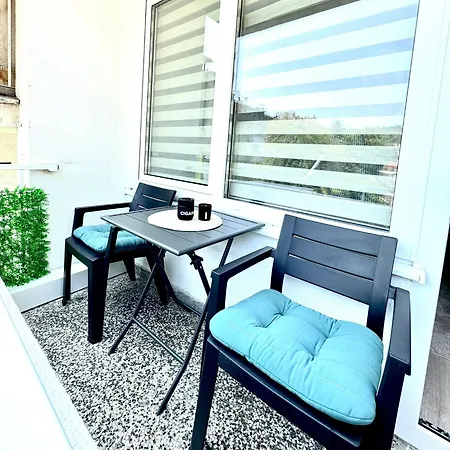 Gold Apartment